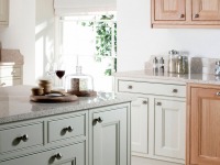 Tetbury Natural Oak and Painted Oak Sage Detail 1